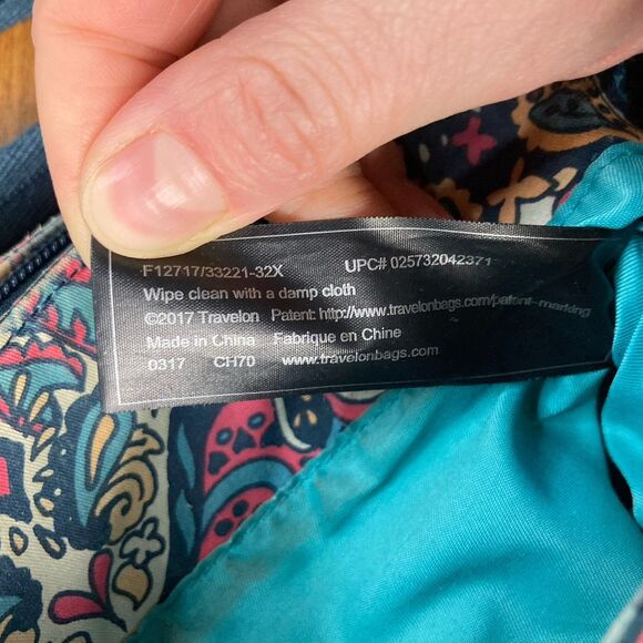 Travelon Women's Zip Crossbody Bag Multi Pocket Organizer Paisley Blue GUC - Picture 12 of 16